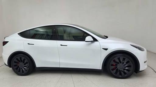 TESLA MODEL Y 2024 7SAYGDEF9RA277263 image